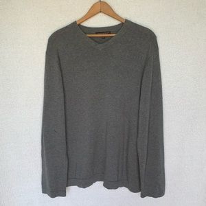 EUC Chatham Road gray long-sleeve pullover cotton shirt with shallow v-neck